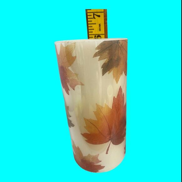 Flameless LED Candles Set Of 3 Maple Leaf Decor Tested 3 AAA Batteries - Picture 10 of 12